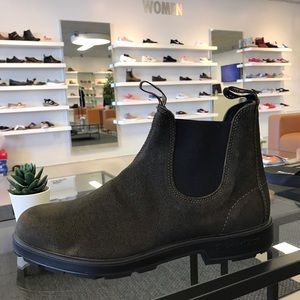 blundstone dark olive